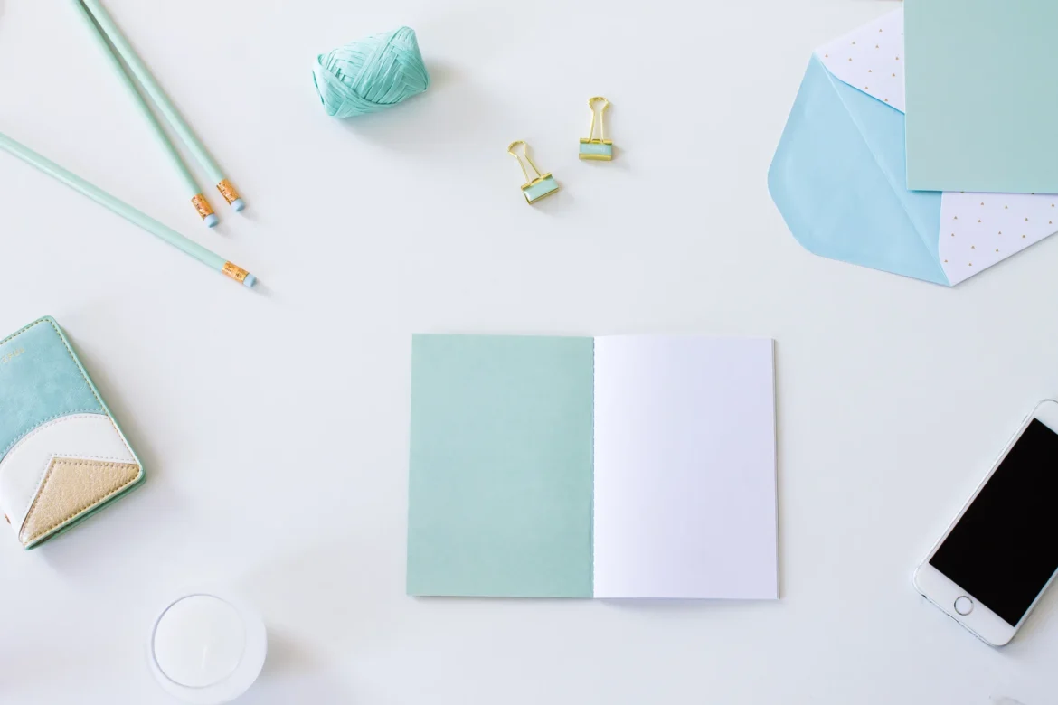 Crafting with Kids: Fun and Easy Projects for Little Hands